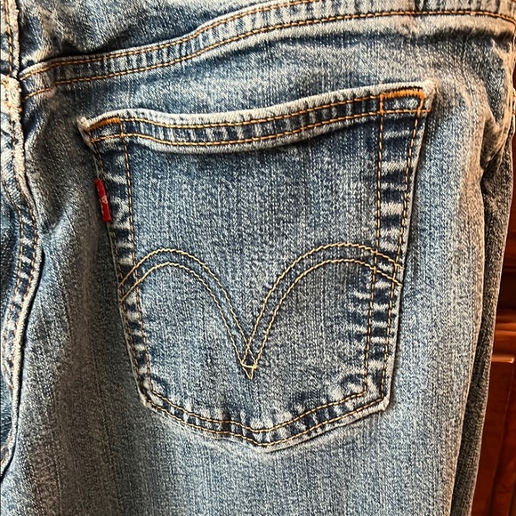 Classic Levi’s Relaxed Boot Cut Blue Denim Jeans - Picture 5 of 5